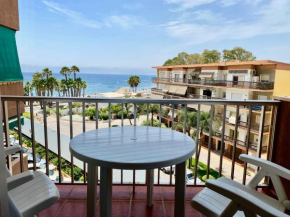 Genial apartamento en 1a Línea de Playa con Piscina